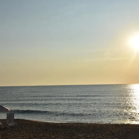 Апартамент Pearl Beach In The Cliff 2 *